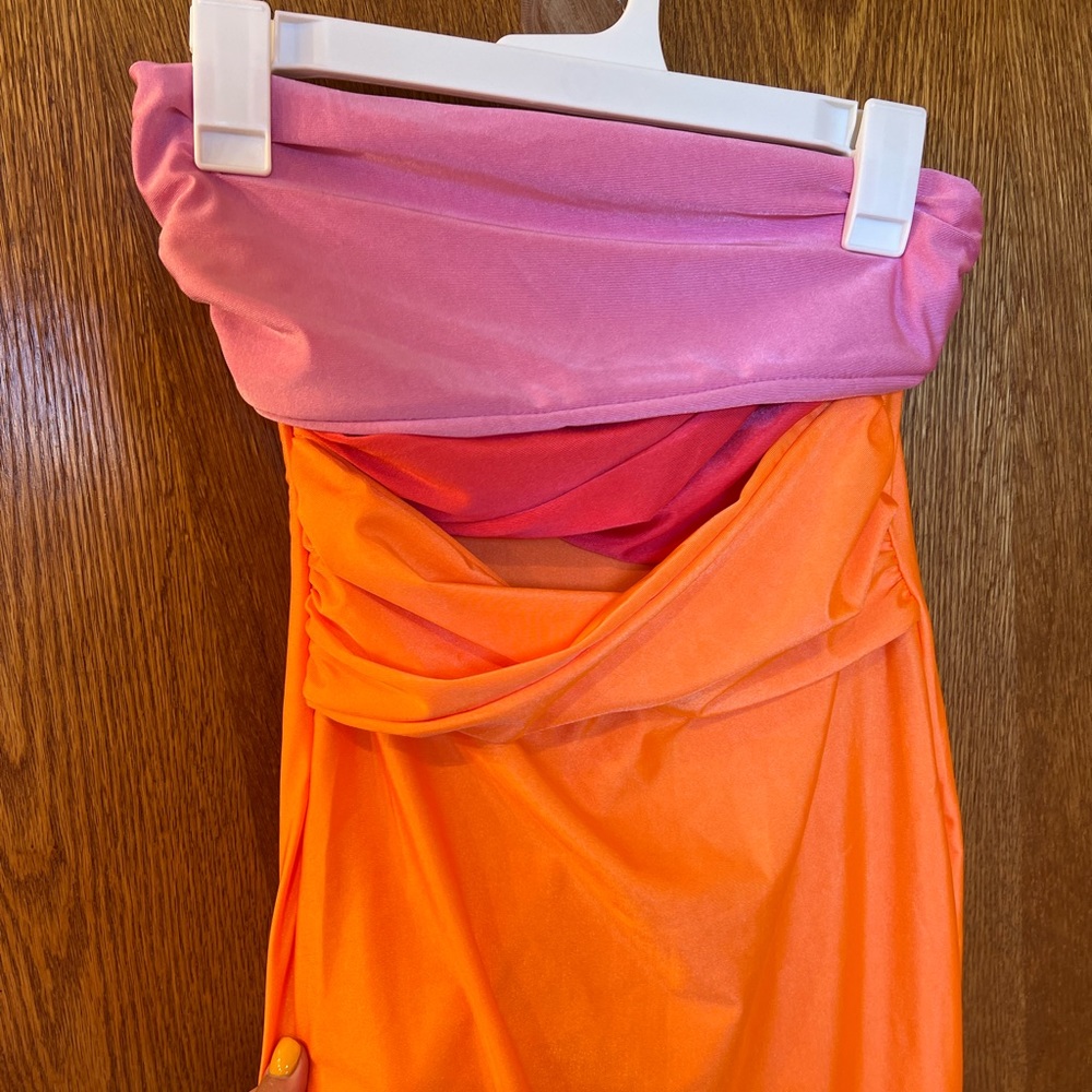Amazon, pink & orange viral dress size M with slit up side